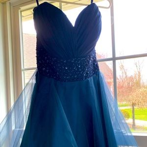 Tea cup dress, perfect for any special event. Junior Prom, homecoming.